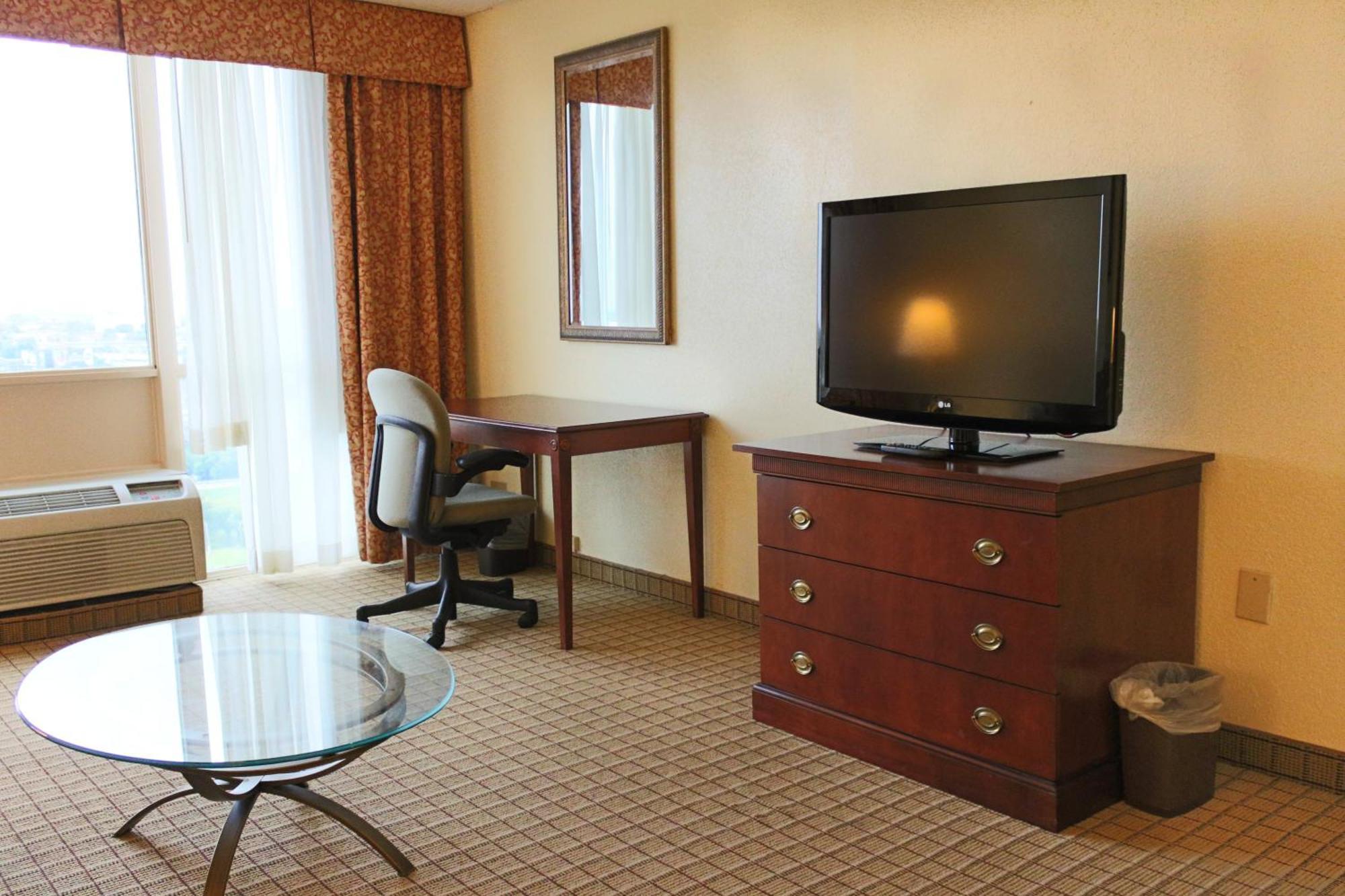 Ramada Plaza By Wyndham Atlanta Downtown Capitol Park Hotell Exteriör bild