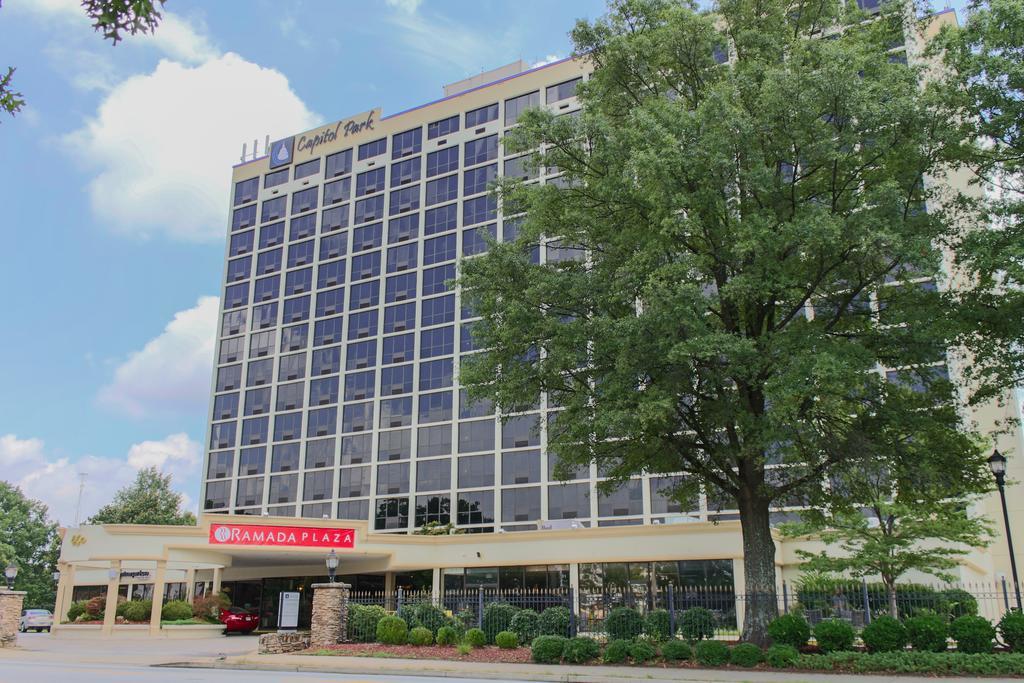 Ramada Plaza By Wyndham Atlanta Downtown Capitol Park Hotell Exteriör bild