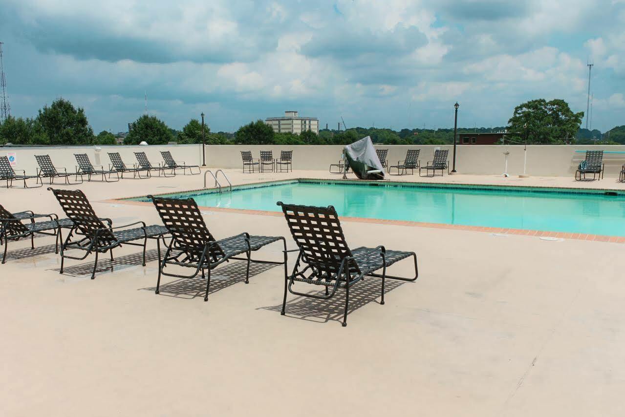 Ramada Plaza By Wyndham Atlanta Downtown Capitol Park Hotell Exteriör bild