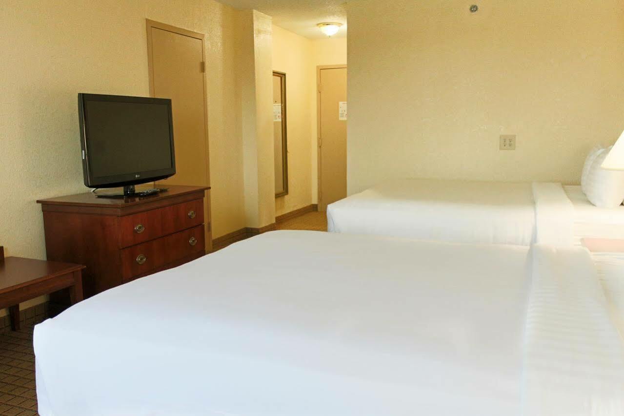 Ramada Plaza By Wyndham Atlanta Downtown Capitol Park Hotell Exteriör bild